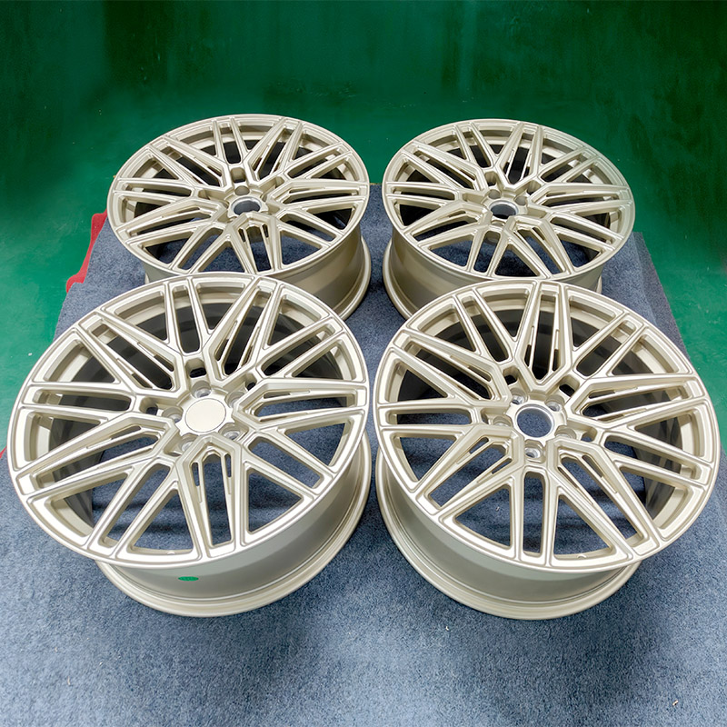 Four-piece custom forged wheel set with a low MOQ
